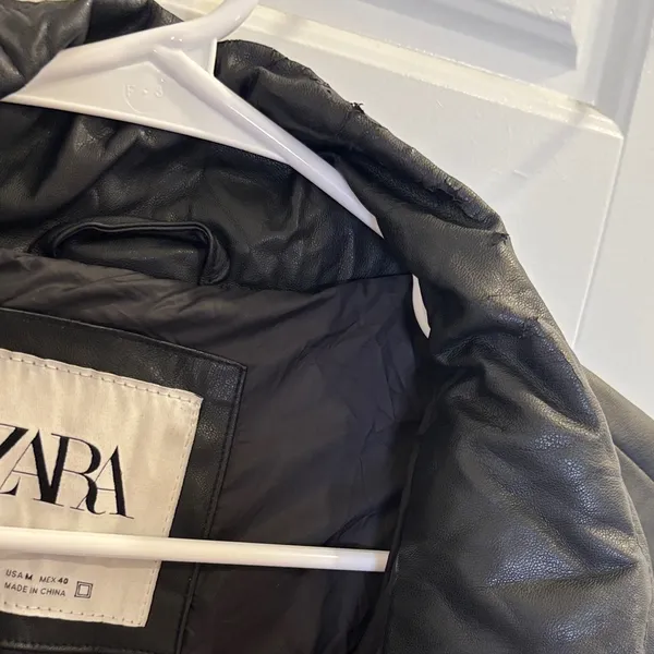 Zara Black Faux Leather Puffer Jacket Size M - Image 4