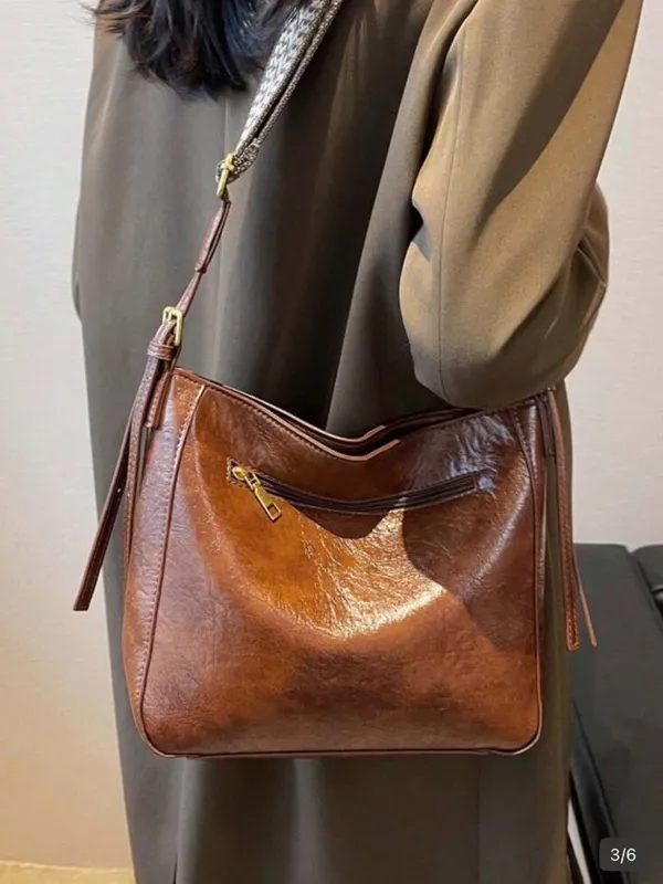 Boho Chic Brown Shoulder Bag with Woven Pattern Strap – Trendy Crossbody - Image 3