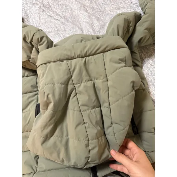 Michael Kors Size Medium Sage Green Gray Puffer Down Fill Hooded Full Zip‎ Coat - Image 10