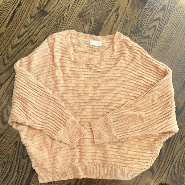 XS/S Altar’d State sweater (never worn) - Image 3