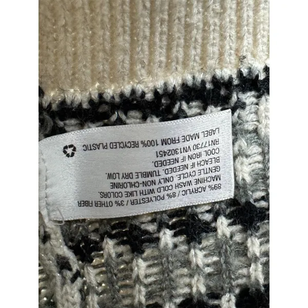 Mossimo Supply Co Women Small Fair Isle Polar Bear Holiday Knit Sweater Red Gray - Image 3