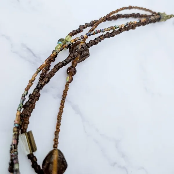 Vintage Necklace Multi Strand Glass? Amber Tone Brown Green Statement - Image 7