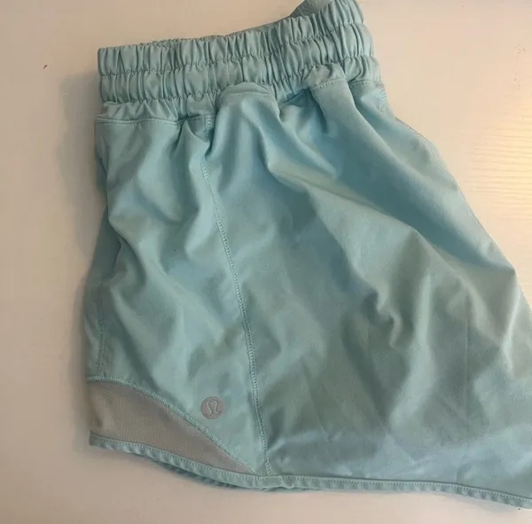 Lululemon Hotty Hot Shorts 4” - Image 5