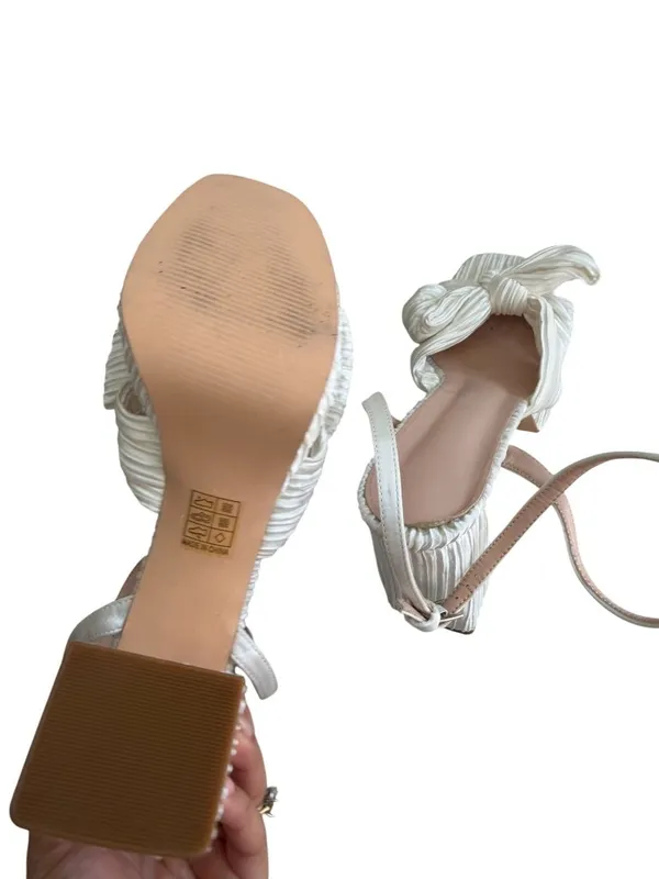 WHITE Pleated Bow Platform Sandals Heels Size 10 - Image 3