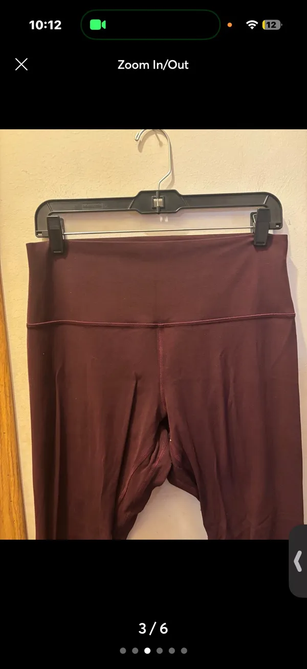 (12) Lululemon leggings - Image 3