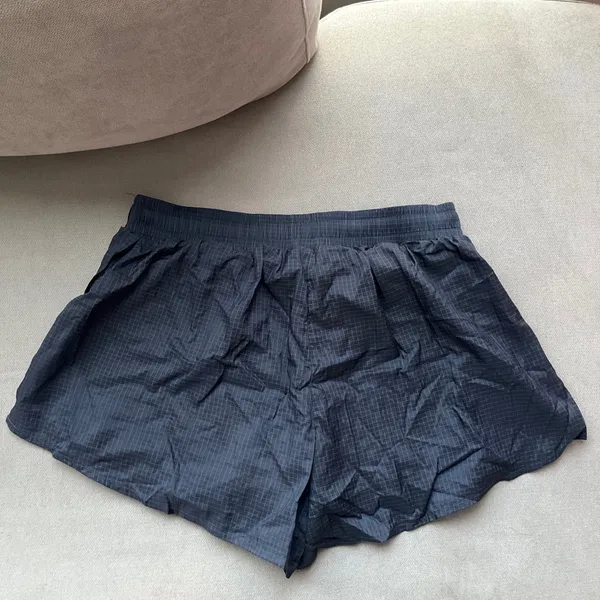 Alo Yoga Game Time Short Navy S - Image 5