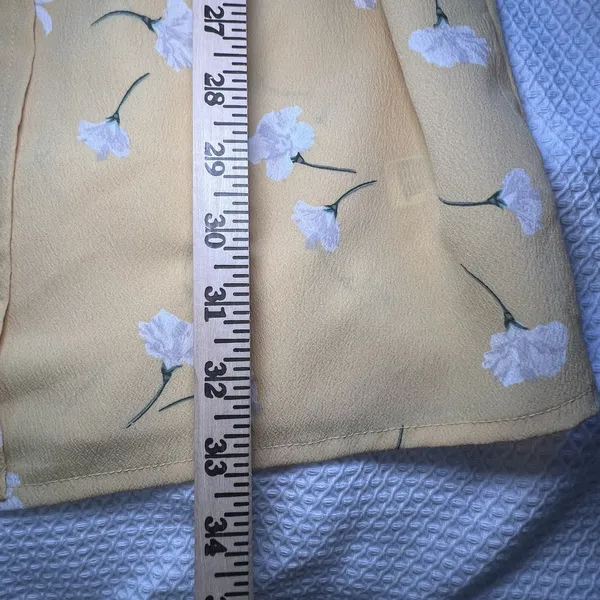 Amuse Society Yellow‎ Wrap Dress White Flowers Size L - Image 6