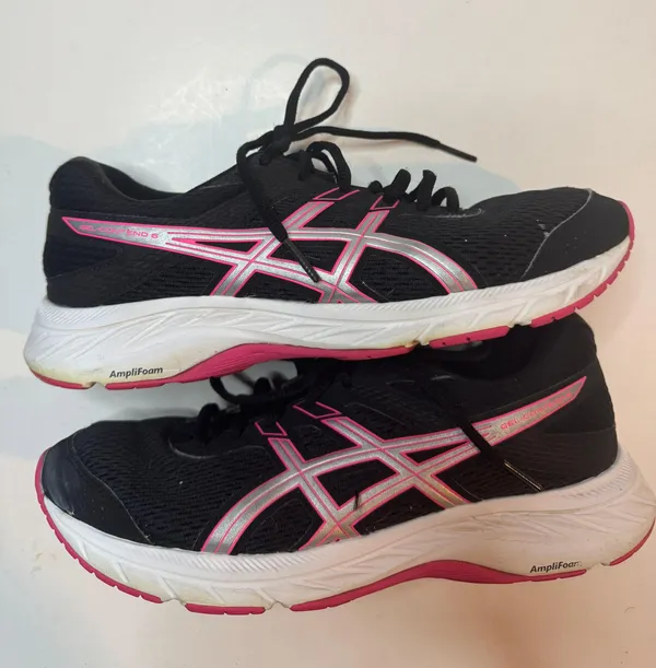 Womens Gel Contend 6 Size 8 #1012A570 - Image 8