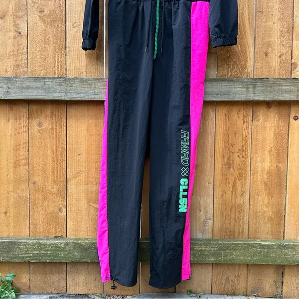 ASOS Collusion Brand Ski Style Indoor/outdoor Jumpsuit size‎ 10 black pink retro - Image 4