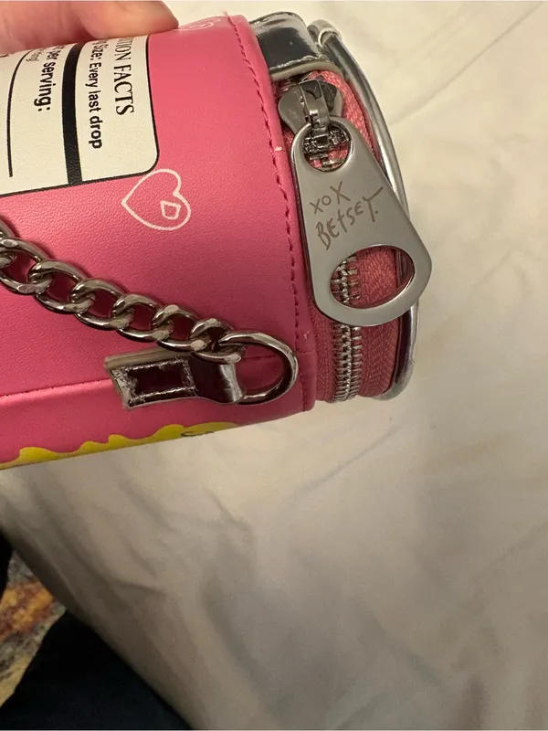 Betsey Johnson Le Bubbles Pink Crossbody Bag - Image 9