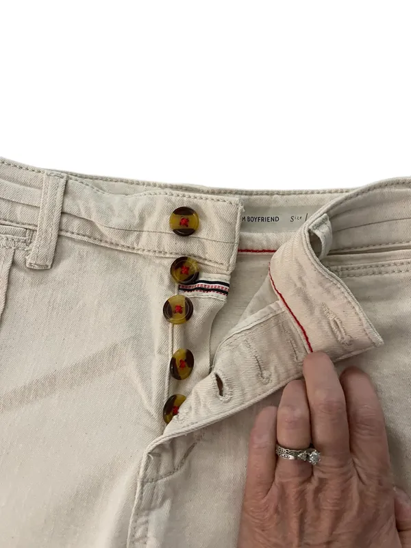 Anthropologie Slim Boyfriend Shorts - SZ 24 - EUC - Image 2