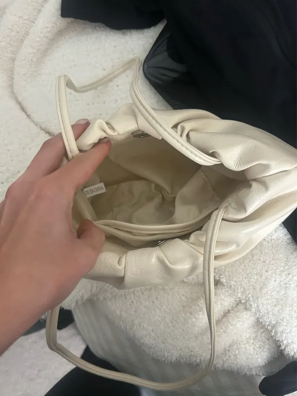 Princess Polly Just Peachy Purse - Image 5