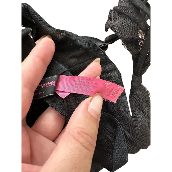 BETSEY JOHNSON Intimates Lace Underwire Bra Black 34B - Image 3