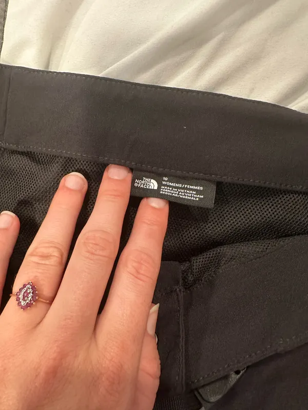 The North Face Women's Paramount Belt Flash Dry Shorts - Image 3