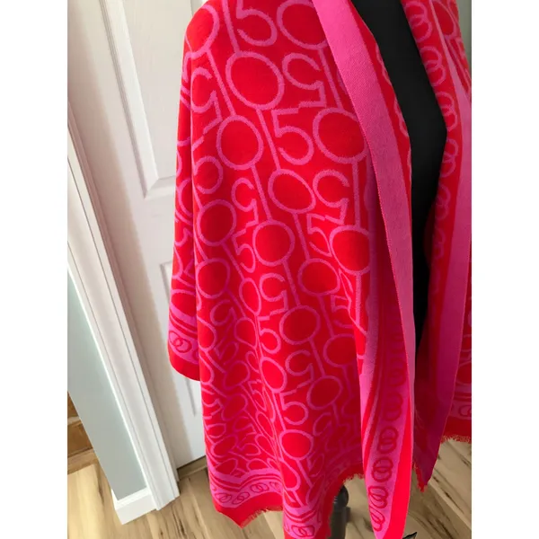 Bloomingdales 100% Exclusive 150th Anniversary Logo Wrap Scarf Pink Red Shawl - Image 4