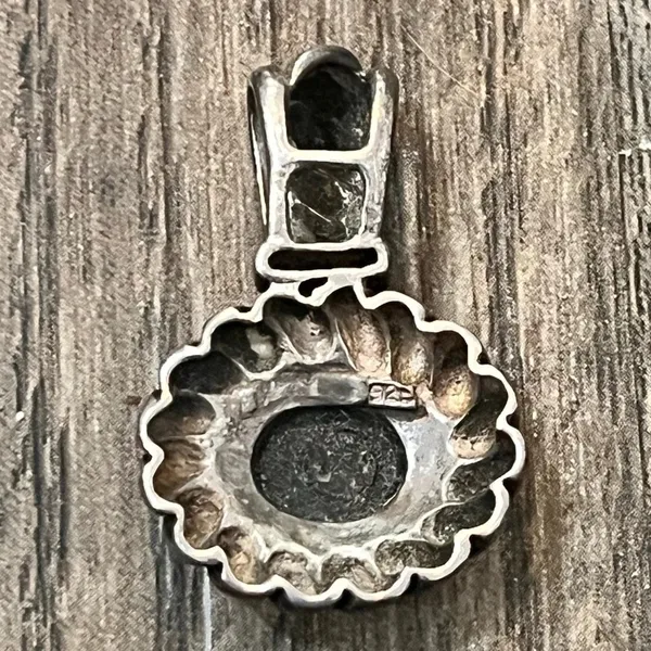 FINAL PRICE 925 Sterling Silver Vintage Black Onyx Pendant - Image 4