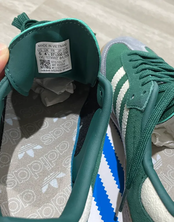Adidas Samba Sneakers. - Image 3