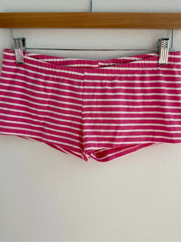 Brandy Melville pink & white striped shorts - Image 2