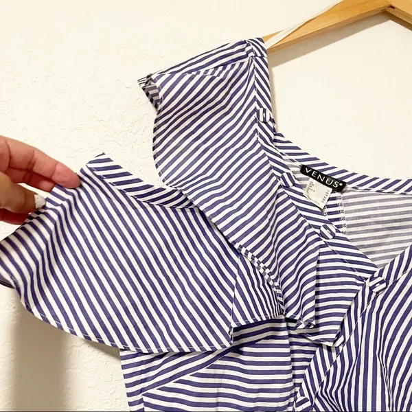 Venus Striped Ruffle‎ Top | Coastal Granddaughter | Cottagecore Preppy Size 12 - Image 3