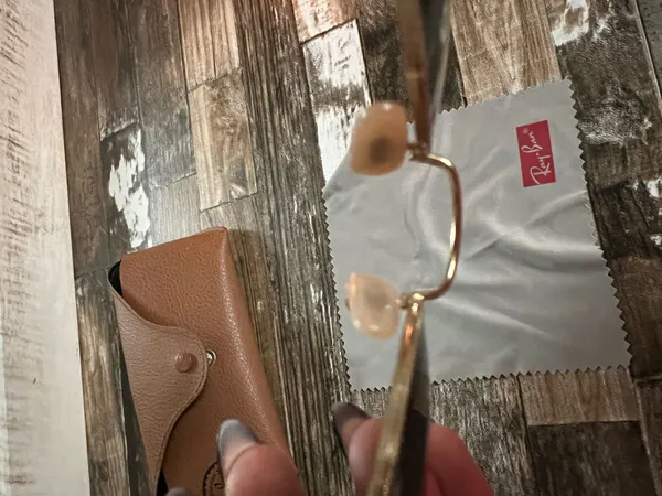Ray-Ban Sunglasses Round Metal Gold - Image 4