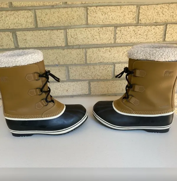 Sorel Waterproof Snow Boots - Image 3