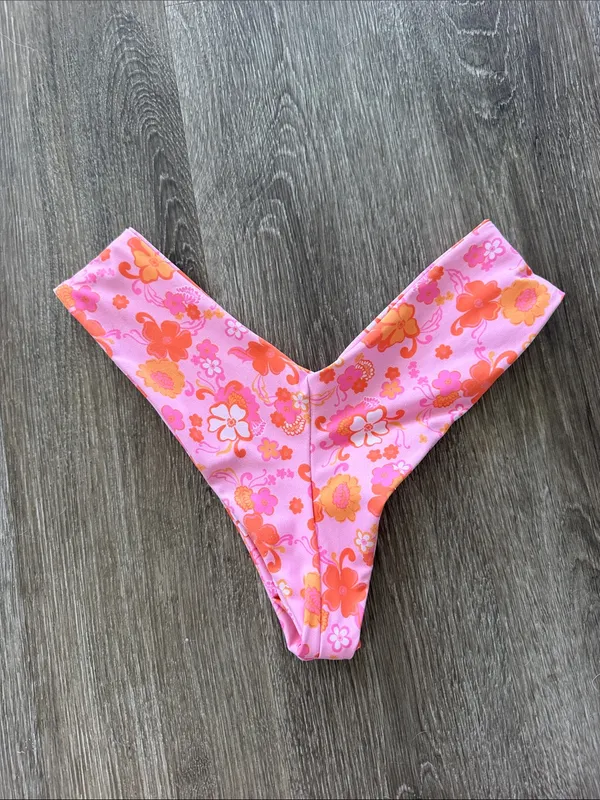 Skatie Mandi MAUI tropical floral cheeky bikini bottom pink orange Small - Image 4