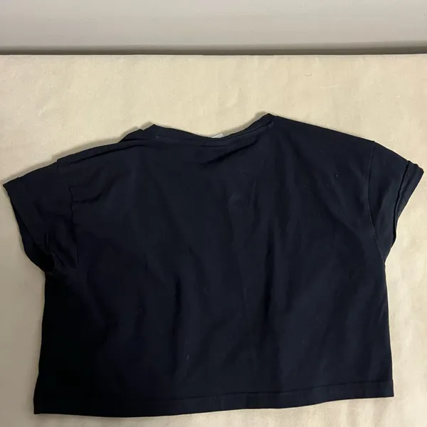 🖤 GYMSHARK Black Crop Tee – Size L 🖤 - Image 6
