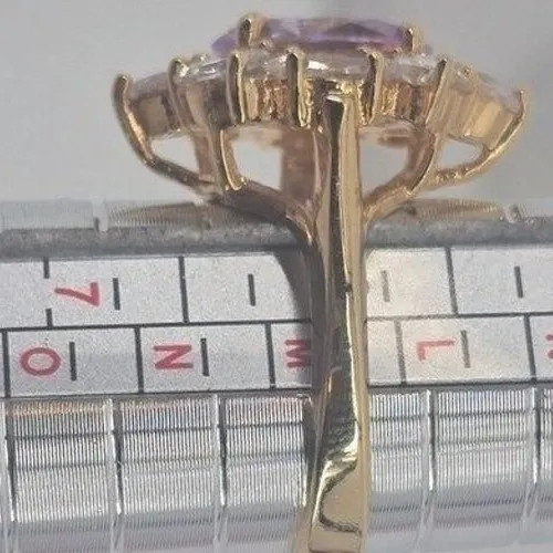 Ring Womens 6.25 Cocktail Purple Gold Tone Faux Amethyst‎ CZ EUC - Image 3