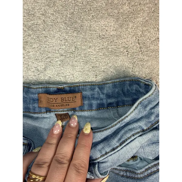 judy blue raw hem colorblock 3/26 wide leg crop - Image 2