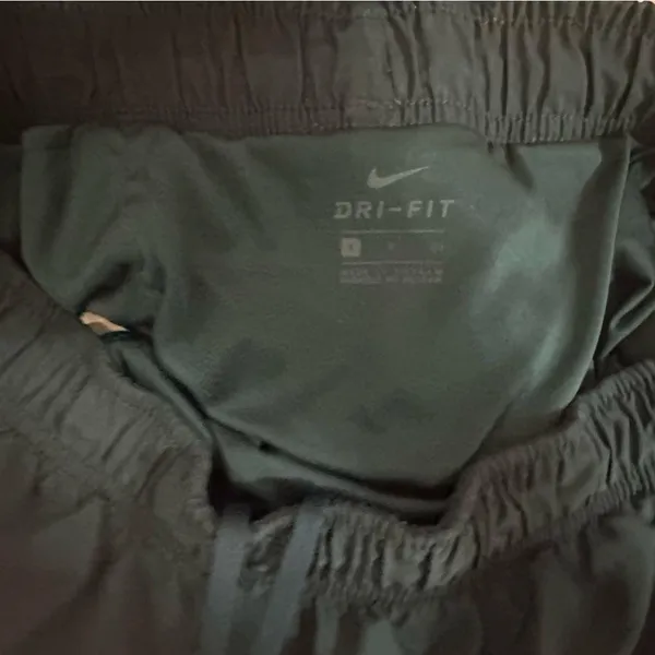 Nike Women's Teal Athletic Shorts - Image 4