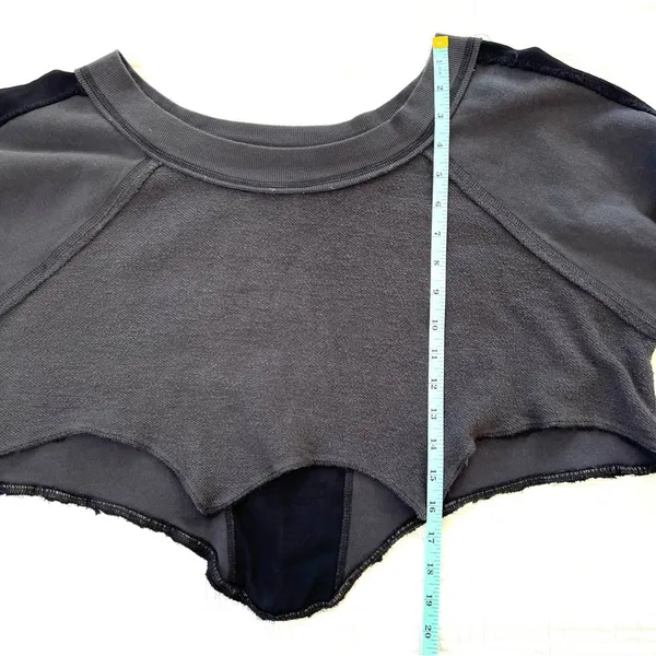 Free People Cropped Sweatshirt Grey & Black Mixed Media XS/ Small - Image 9