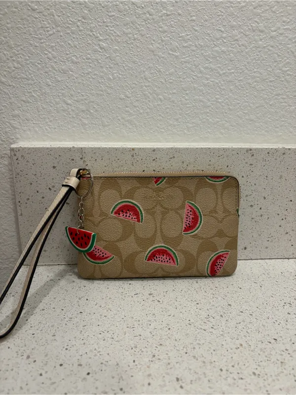 🍉Coach Corner Zip Wristlet in Signature Canvas w/Watermelon Print🍉 ~ EUC - Image 4