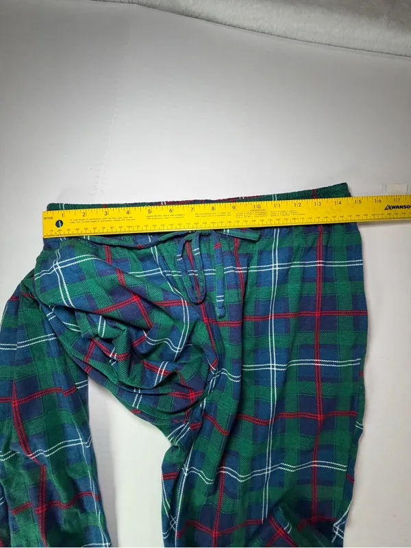 Family Pajamas Green Plaid Women's Long Sleeve Top & Pants Set with Navy Trim - Image 8