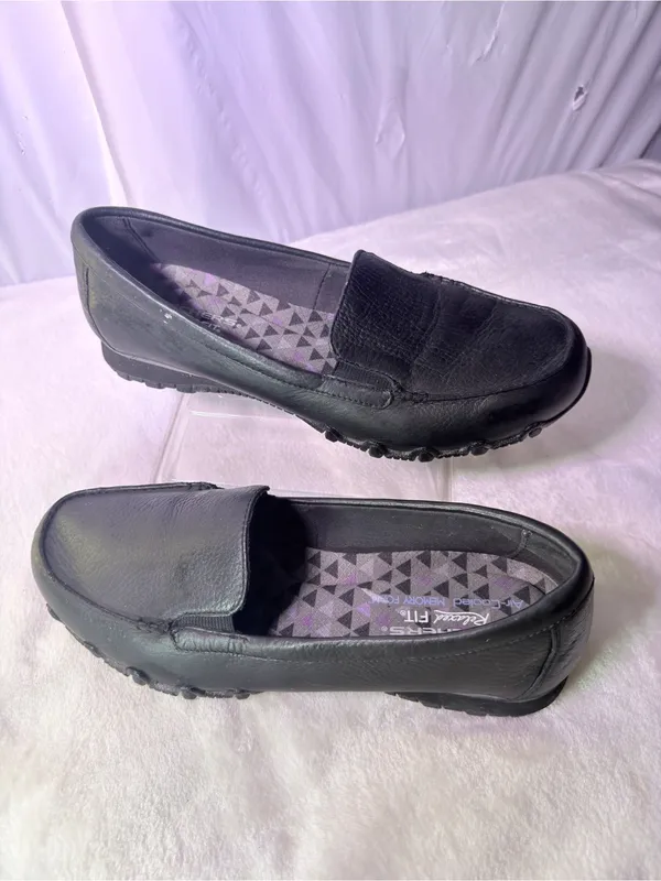 Skechers Black Slip-On Loafer with Purple Patterned Lining - Image 3