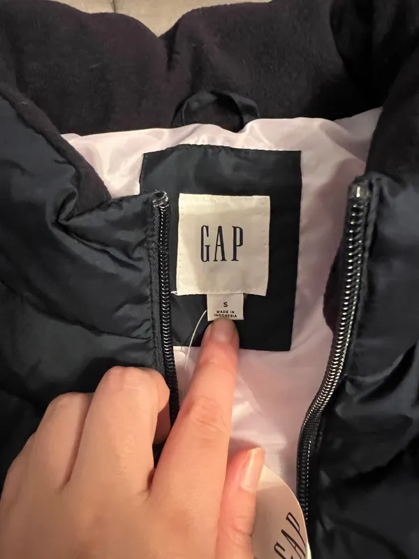 Gap Vest - Image 2