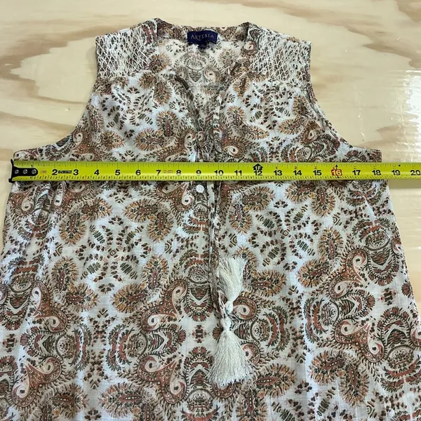 Artesia Boutique Sleeveless Boho Paisley Sleeveless Top Brown and Cream Medium‎ - Image 10