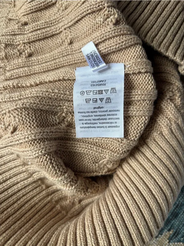 NEW Tommy Hilfiger Beige Cable Knit V-Neck Sweater Tank Size Small - Image 10