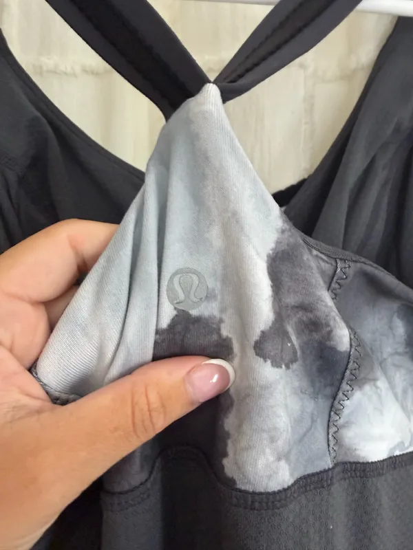 Vintage Lululemon Tank Top Built-In Bra - Image 4