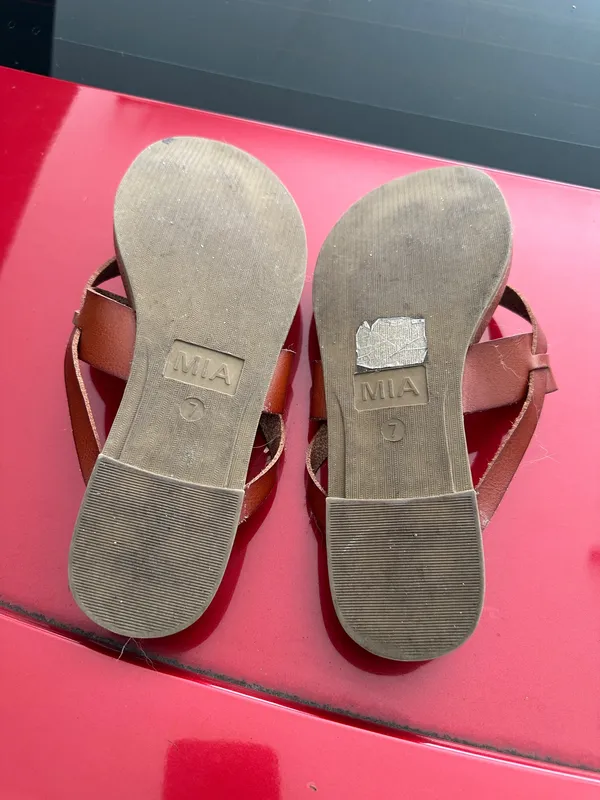 Red sandals Size 7 - Image 2