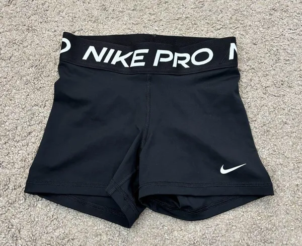 Nike Pro Women's 3" Shorts - Image 3