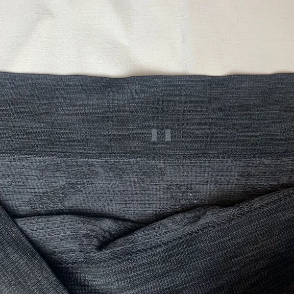 Lululemon size 6 breeze by long sleeve swiftly black gray camo athletic workout - Image 8