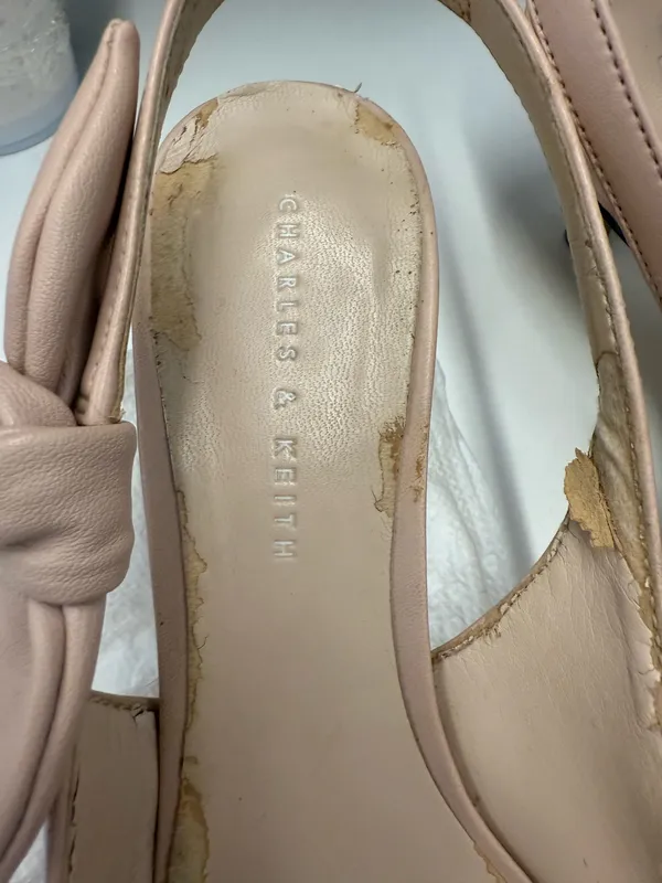 Charles and Keith Women heel shoes 6.5 - Image 2