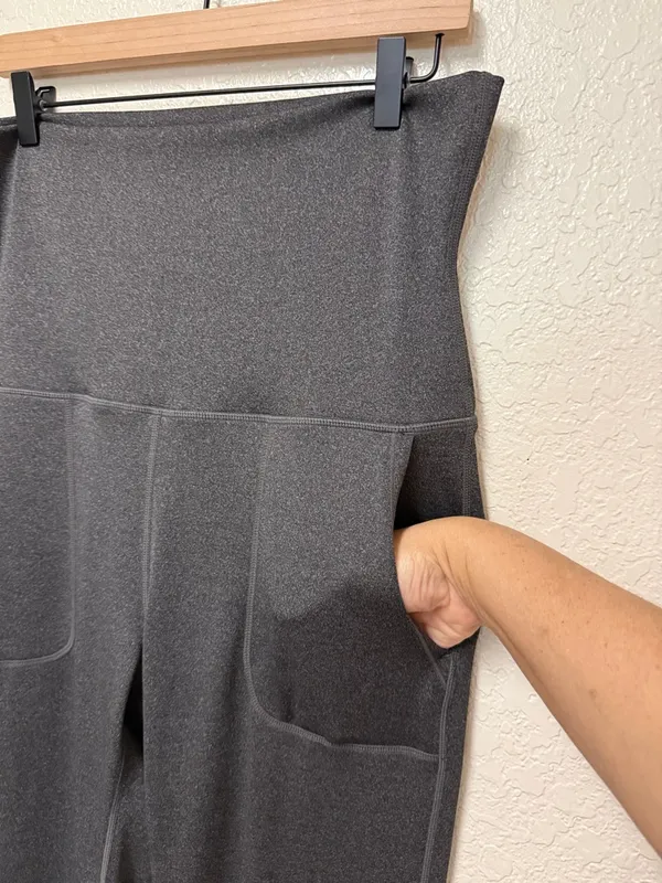 HALARA High-Waist Dark Gray Flare Pants Size 1X - Image 5