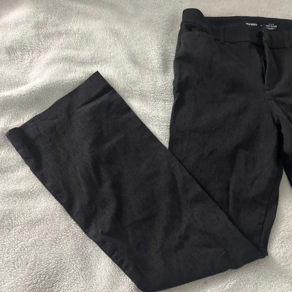 Old Navy Pixie Pants  - Image 3