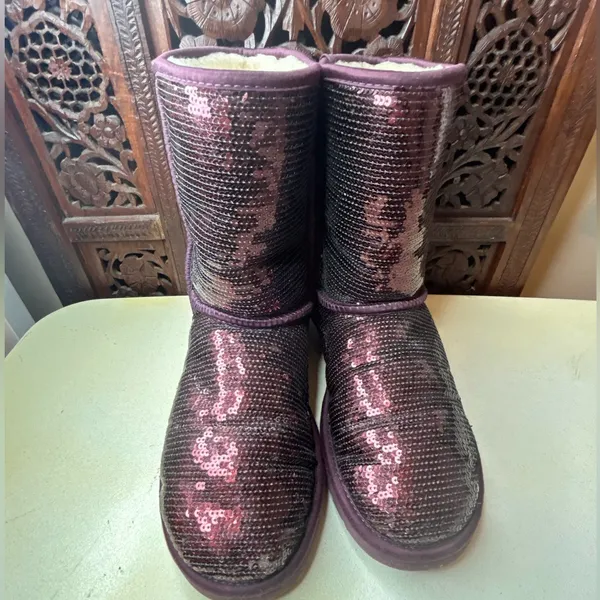 UGG Classic Short Sparkles Port Sheepskin Boots Women Size 8 - Image 2