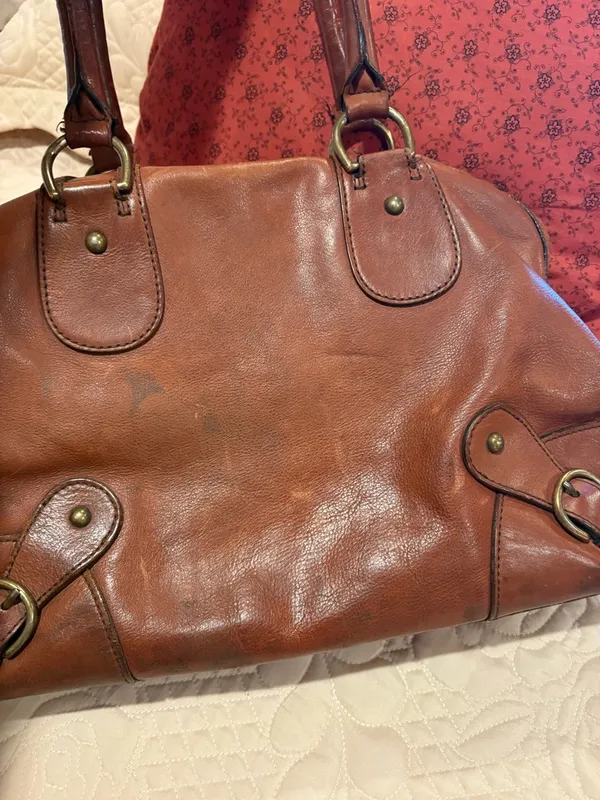 Banana Republic leather bowling-style bag or satchel - Image 10