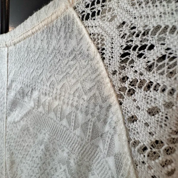 Self Esteem Boho Burnout Lace Top Womens XL Ivory‎ Excellent Geometric V-Neck - Image 6