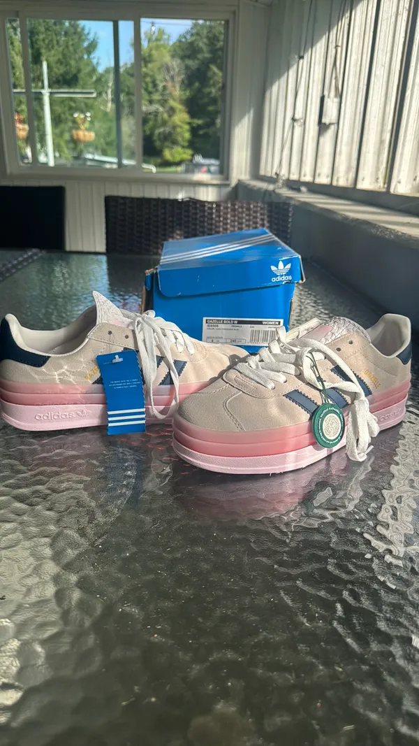 Women’s Adidas Gazelle Bold Sneakers - Image 5