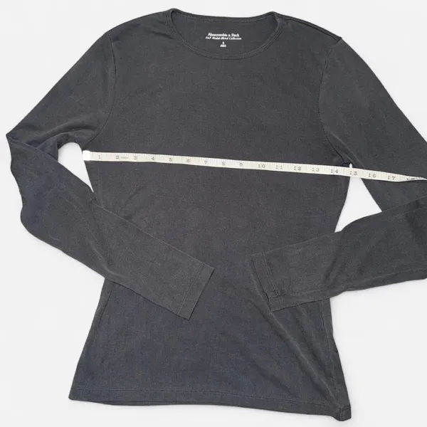 Abercrombie & Fitch Grey Long Sleeve Ribbed Shirt; Size Small - Image 3