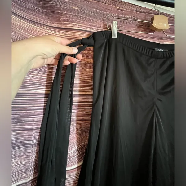 MSK Black Flared Wide Leg Mesh Overlay Formal Lined Pants with Belt. Size X-L. - Image 7
